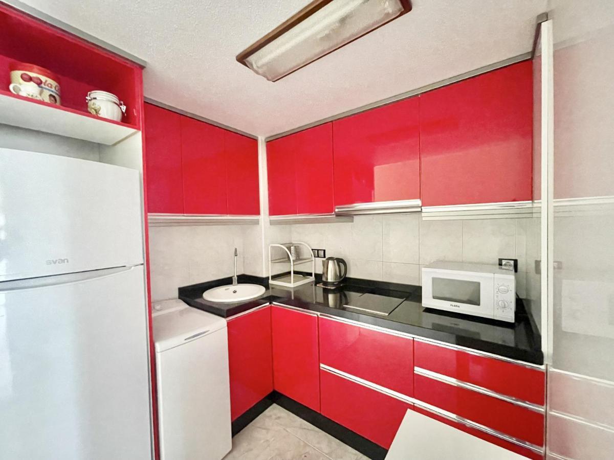 Magnificent Mediterraneo Apartment ベニドルム エクステリア 写真