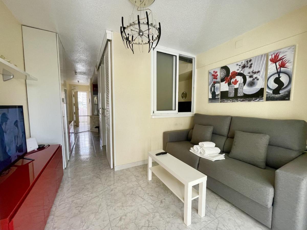 Magnificent Mediterraneo Apartment ベニドルム エクステリア 写真